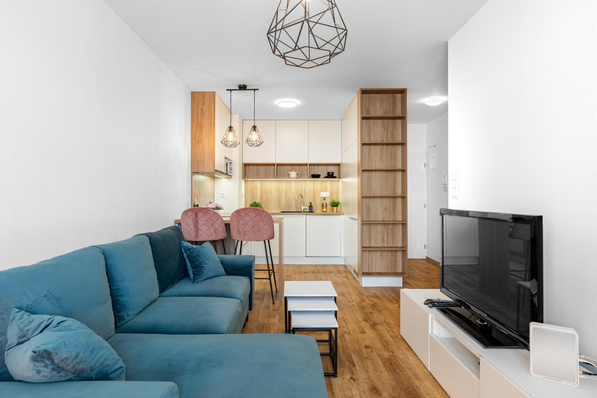 Leo Apartment - Ac & Free Parking ブラチスラヴァ エクステリア 写真